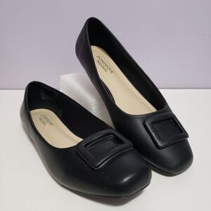Dominique Nicole Black Faux Leather Buckle Slip On Women's Shoes Sz 10 M